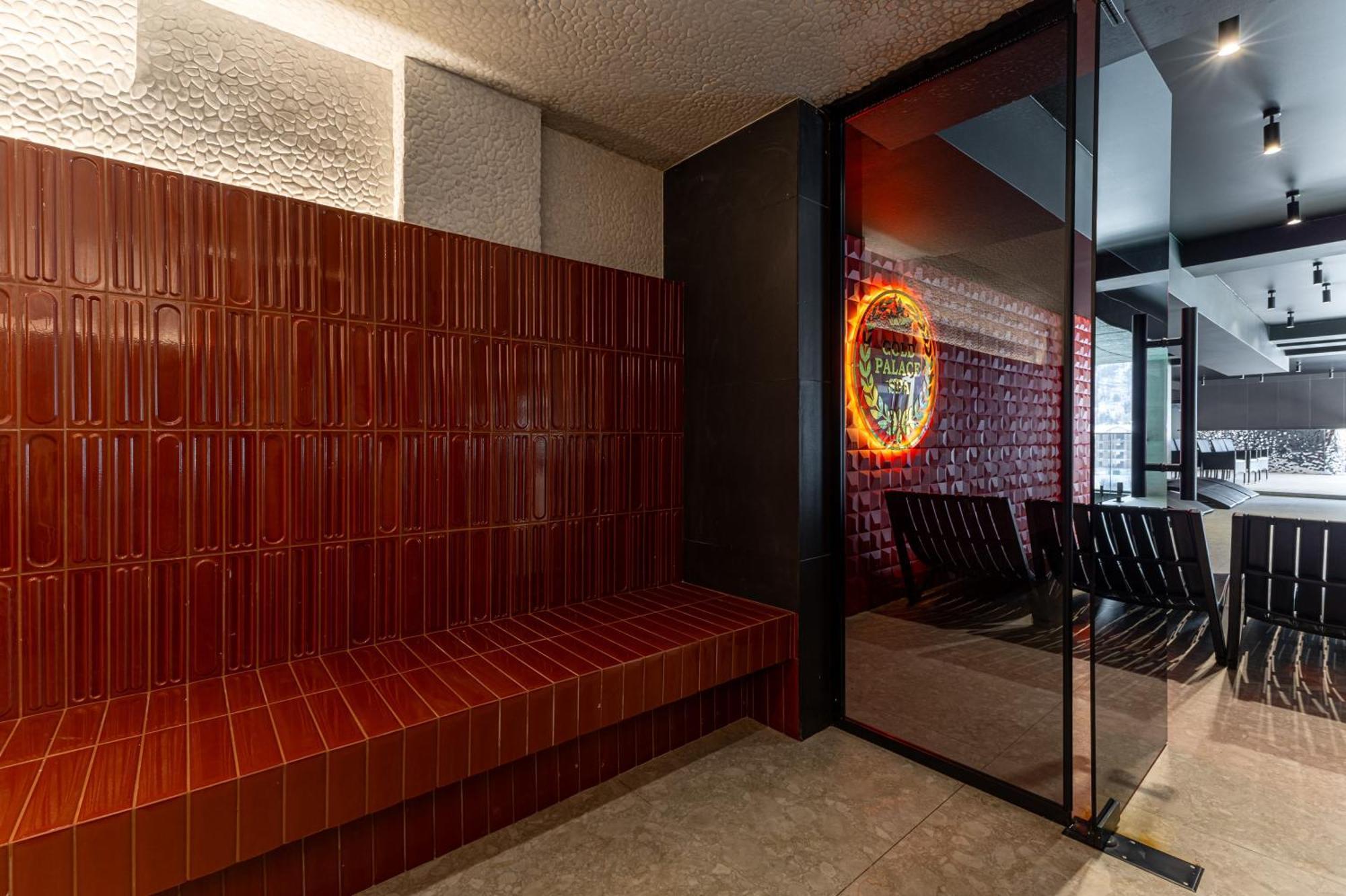 Gold Palace Wellness & Spa Bukovel Ngoại thất bức ảnh