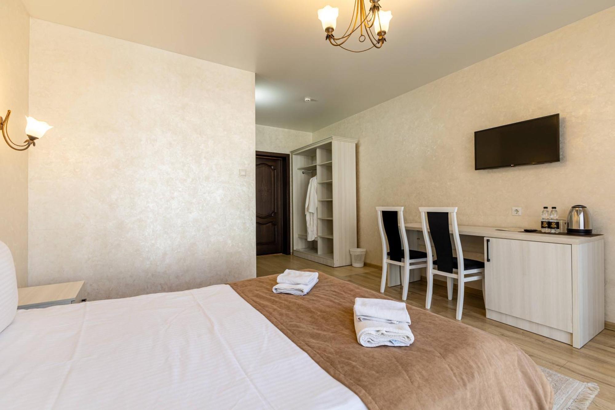 Gold Palace Wellness & Spa Bukovel Ngoại thất bức ảnh