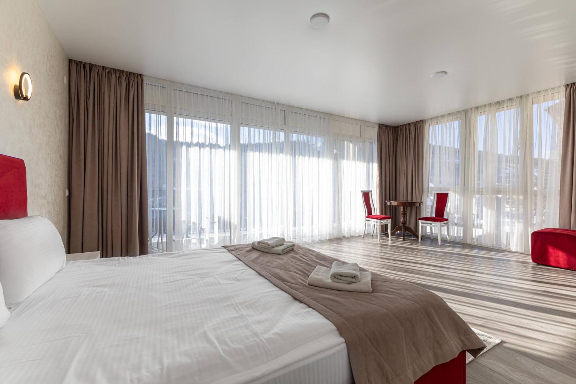 Gold Palace Wellness & Spa Bukovel Ngoại thất bức ảnh